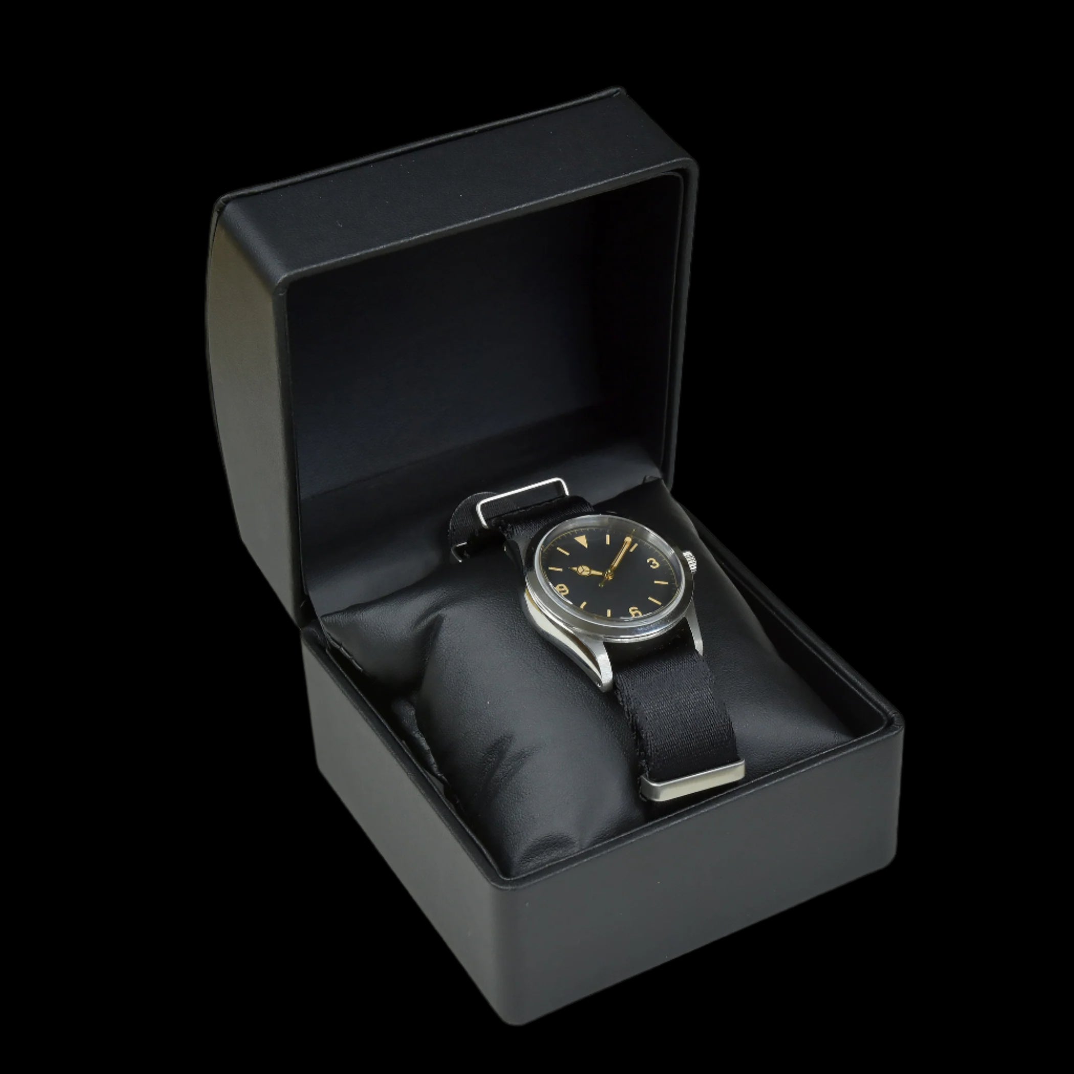 MWC Classic 1950s/1960s Pattern 25 Jewel Automatic "Adventurer" Watch with 200m Water Resistance and Retro Luminous Paint, Sapphire Crystal on a High Quality Seat Belt NATO Strap